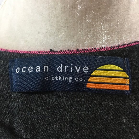 Lightweight Ocean Drive Clothing Co. Racerback Heart Shaped Dream Catcher Tank - Picture 5 of 6